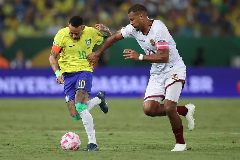 BRASIL X VENEZUELA TRANSMISSÃO AO VIVO DIRETO DA ARENA PANTANAL -  ELIMINATÓRIAS PARA A COPA DE 2026 