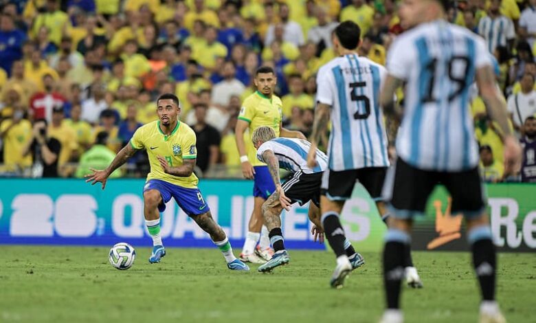 Brasil perde para a Argentina, no Maracanã, em jogo marcado por