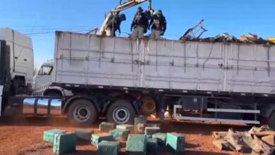 Caminhão apreendido droga Jataí, caminhão cocaína Jataí, apreensão cocaína caminhão Jataí, caminhão cocaína BR-364 Jataí, Caminhão droga Jataí