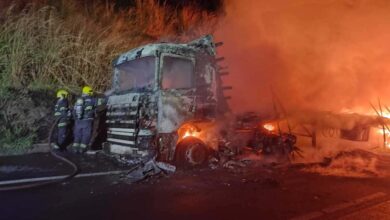 carreta fogo BR-153, carreta pega fogo na BR-153, carreta pegou fogo BR-153, carreta pega fogo br-153 Goiânia, carreta pega fogo BR-153