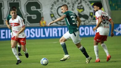 Goiás CRB, Goiás empata com CRB, Thiago Galhardo expulso, CRB, gol contra Goiás CRB