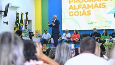 selo ouro da Alfabetização, selo ouro da Alfabetização Goiás, Goiás recebe selo ouro da Alfabetização, Goiás selo ouro da Alfabetização, selo ouro da Alfabetização MEC Goiás