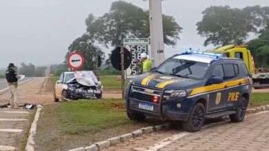 acidente carreta carro de prefeitura BR-153, acidente carreta carro BR-153, acidente BR-153, BR-153, acidente carreta carro prefeitura BR 153