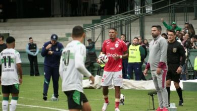 Vila Nova, Vila Nova perde para o Coritiba, Vila Nova Coritiba, Coritiba x Vila Nova, Vila Nova Coritiba Série B Campeonato Brasileiro