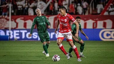 Vila Nova perde para o Coritiba, Vila Nova, Coritiba, Vila Nova x Coritiba, Vila Nova Coritiba