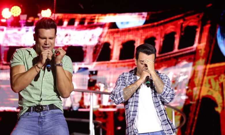 Israel Novaes e Thiago Brava, Israel Novaes e Thiago Brava DVD Goiânia, Os Cara do Arrocha, Gravação DVD Os Cara do Arrocha e a Turma de 2012, Gravação DVD Israel Novaes Thiago Brava Goiânia