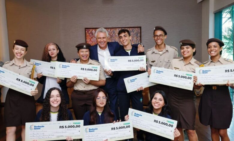alunos goianos prêmio prova matemática enem, prêmio prova matemática enem, caiado prêmio prova matemática enem, prêmio R$ 10 mil prova matemática enem, prova matemática enem Goiás