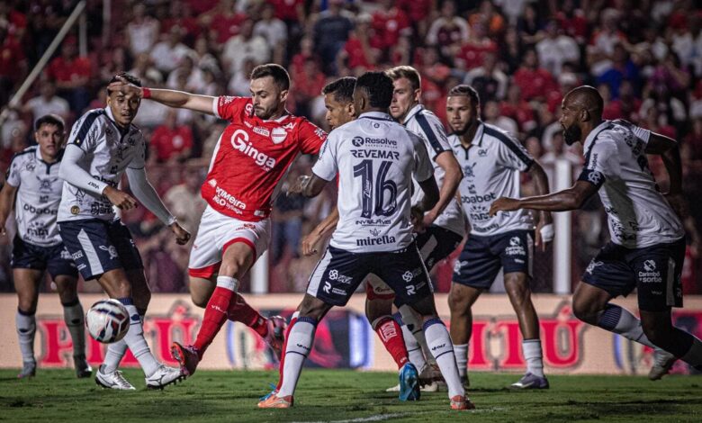 Vila Nova empata com o Remo, Vila Nova x Remo, Vila Nova e Remo, Vila Nova, Remo