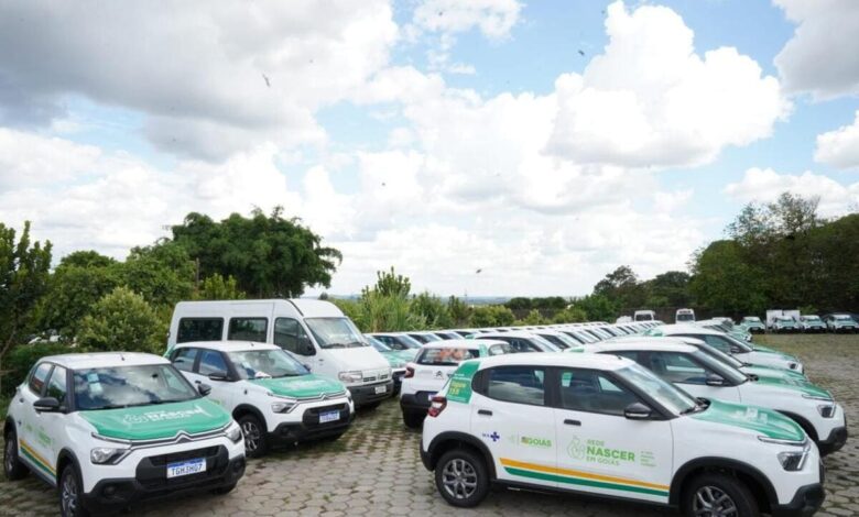 entrega mais de 200 veículos e benefícios a 206 municípios Goiás, 200 veículos 206 municípios Goiás, Governo de Goiás entrega mais de 200 veículos e benefícios a 206 municípios, Governo de Goiás entrega veículos e benefícios municípios, Governo de Goiás