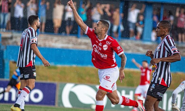 Vila Nova vence o Anápolis, Vila Nova, Anápolis, Anápolis e Vila Nova, João Vieira e Dellatorre