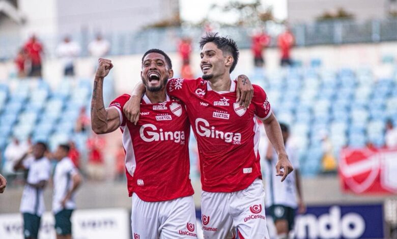 Vila Nova, Vila Nova goleia a Jataiense, Vila Nova e Jataiense, Jataiense, Vila Nova x Jataiense