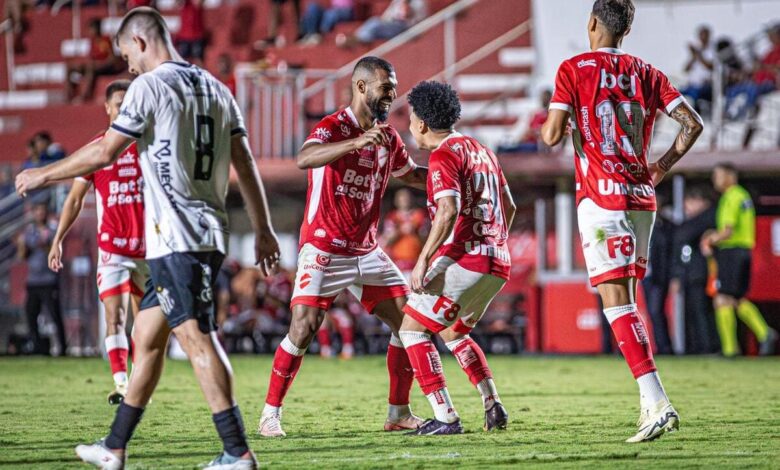 Vila Nova, Vila Nova Operário-MS goleada 6 a 0 Copa Centro-Oeste, Operário-MS, Vila Nova x Operário-MS, Vila Nova Operário MS Copa Centro Oeste