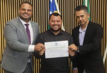 Dia do Jornalista Câmara de Aparecida de Goiânia, sessão solene Dia do Jornalista Câmara de Aparecida de Goiânia, Revista Factual, vereador Dieyme Vasconcelos, Dieyme Vasconcelos sessão solene Dia do Jornalista Câmara de Aparecida