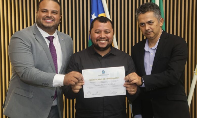 Dia do Jornalista Câmara de Aparecida de Goiânia, sessão solene Dia do Jornalista Câmara de Aparecida de Goiânia, Revista Factual, vereador Dieyme Vasconcelos, Dieyme Vasconcelos sessão solene Dia do Jornalista Câmara de Aparecida