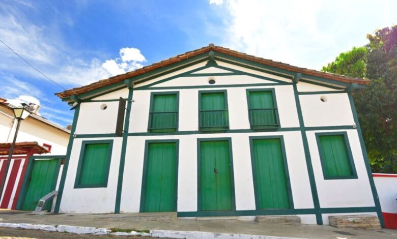 Theatro Sebastião Pompeu de Pina, Theatro Sebastião Pompeu de Pina Pirenópolis, Theatro Sebastião Pompeu de Pina programação agosto, programação agosto Theatro Sebastião Pompeu de Pina Pirenópolis