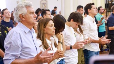 Daniel Vilela, Daniel Vilela e Ronaldo Caiado, Ronaldo Caiado, Daniel Vilela Ronaldo Caiado missa, missa Catedral Metropolitana de Goiânia Daniel Vilela Ronaldo Caiado