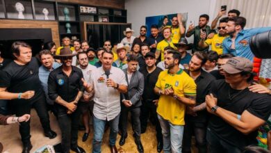 cantores sertanejos apoio Flávio Bolsonaro, cantores sertanejos declaram apoio Flávio Bolsonaro, cantores sertanejos Flávio Bolsonaro, Flávio Bolsonaro, cantores sertanejos