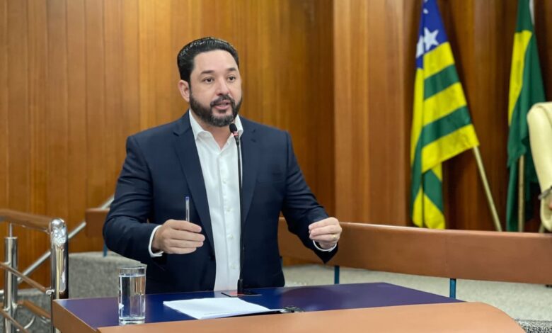 Thialu Guiotti, Thialu Guiotti eleito novo presidente Câmara Goiânia, Thialu Guiotti eleito novo presidente Câmara Municipal de Goiânia, Thialu Guiotti novo presidente Câmara Goiânia, Thialu Guiotti Câmara Municipal de Goiânia