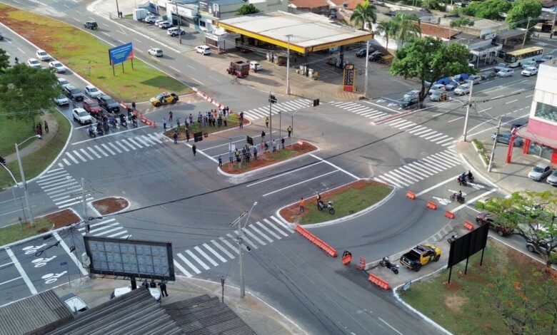 substituição rotatória semáforo parque amazônia Goiânia, rotatória semáforo parque amazônia Goiânia, rotatória semáforo avenidas transbrasiliana e feira de Santana Parque Amazônia, rotatória semáforo parque Amazônia, semáforo avenidas transbrasiliana e feira de Santana Goiânia